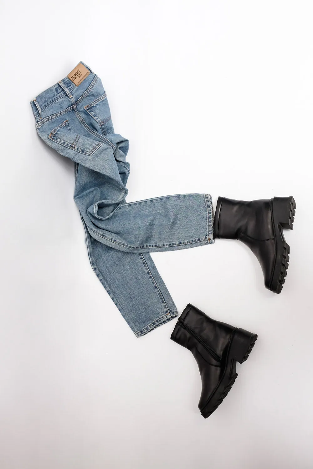 0019_TAPERED VINTAGE JEANS
