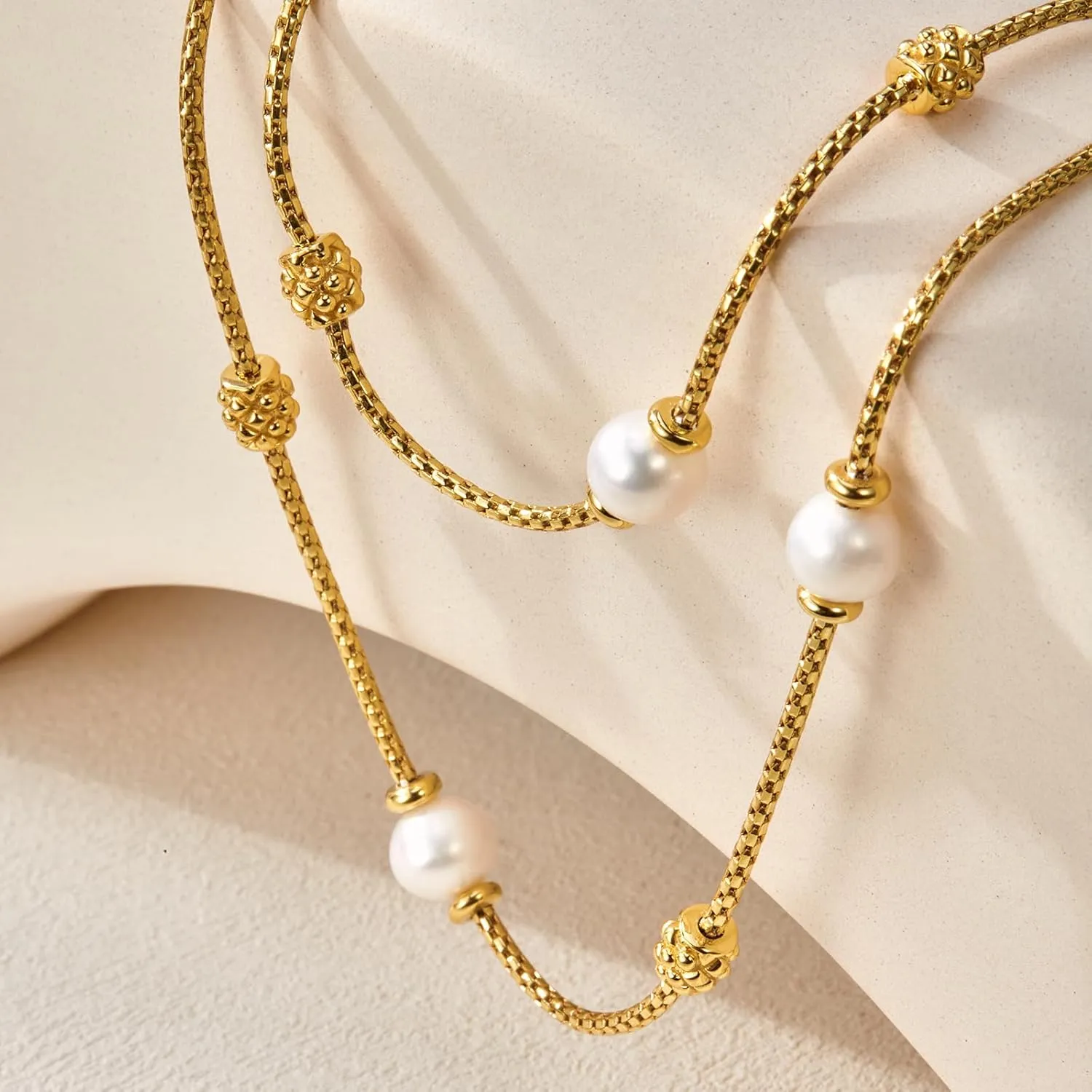 18K Gold Coil Necklace Minimalist Choker-necklaces Handmade in Italy Gold Coil Luxury Jewelry Mother's Day Christama Gift for Women