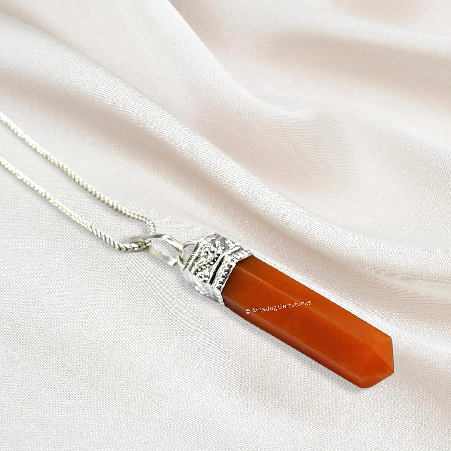 Carnelian Necklace for Women, Real Carnelian Crystal Necklace - Carnelian Silver Cap Pencil Spiritual Healing Crystal Necklace Pendant - Chakra Necklace for Women & Men