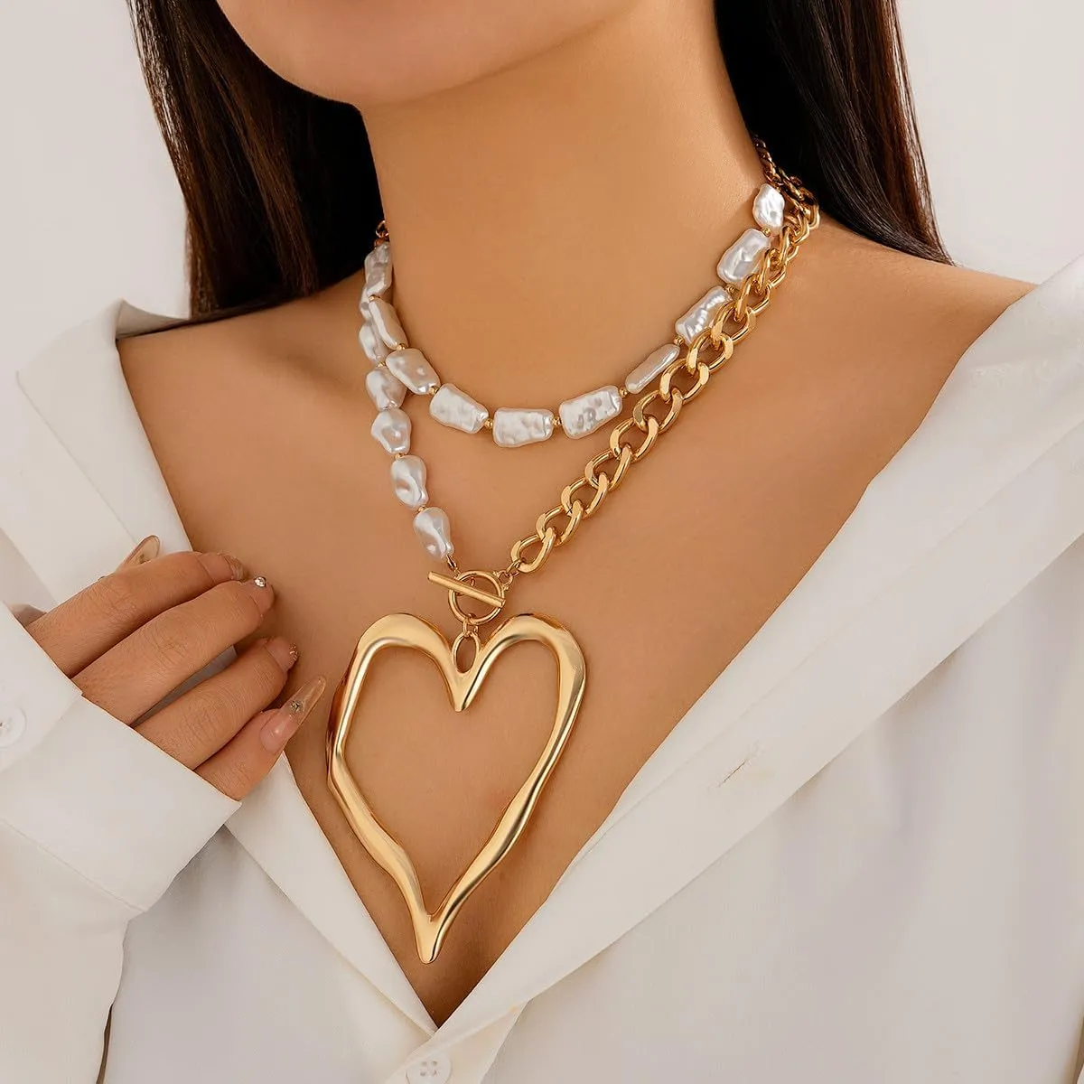 Chunky Heart Necklace for Women,Gold Statement Choker Necklaces Trendy Big Heart Pearl Layered Chain Choker Fashion Statement Necklace Jewelry