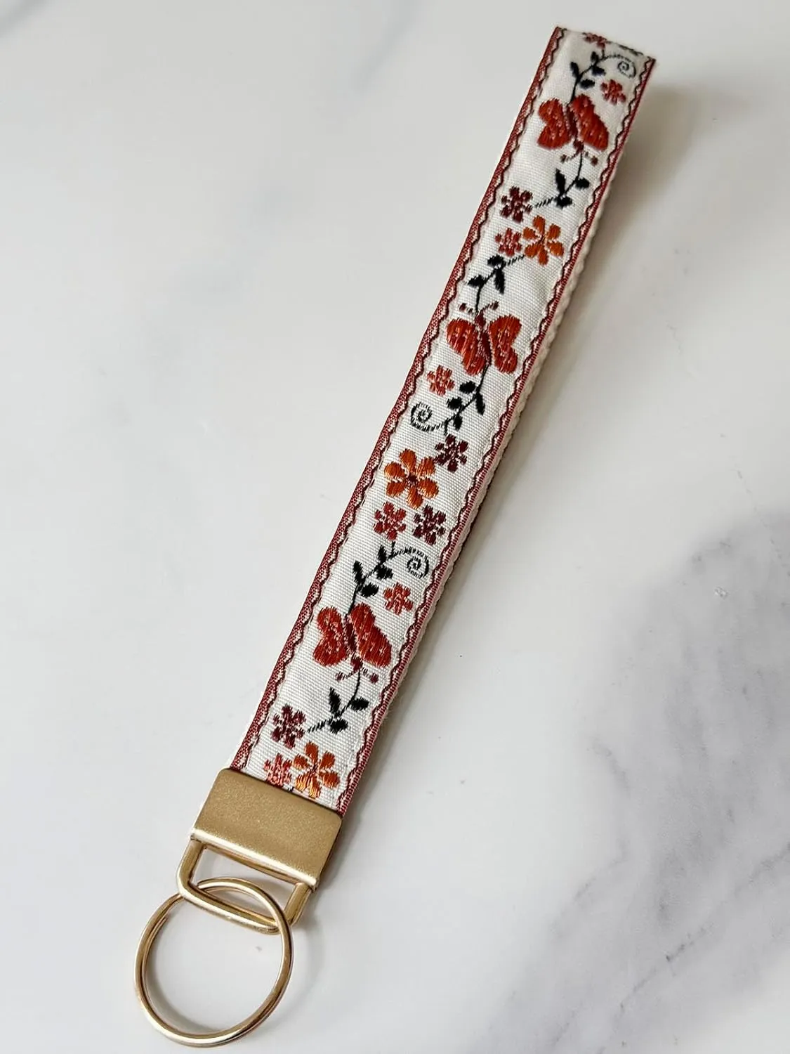 Cute Keychain Wristlet Boho Lace Key Chains for Women Wrist Lanyard for Car Key ID Badges