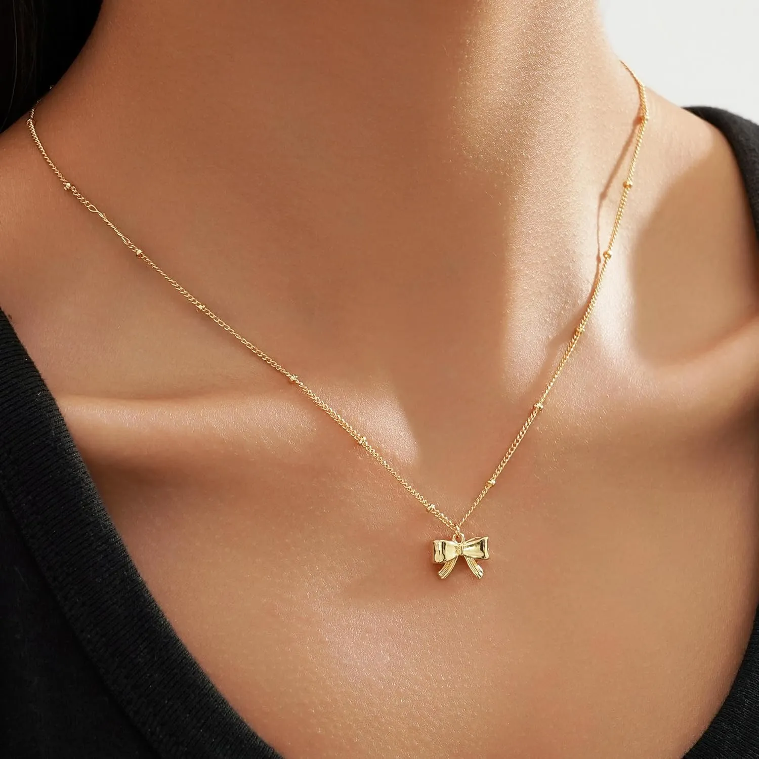 Gold Necklace for Women Bow Necklace Dainty Cute Bow Pendant Chain Choker Necklace Trendy Gold Necklaces for Women Jewelry Gift