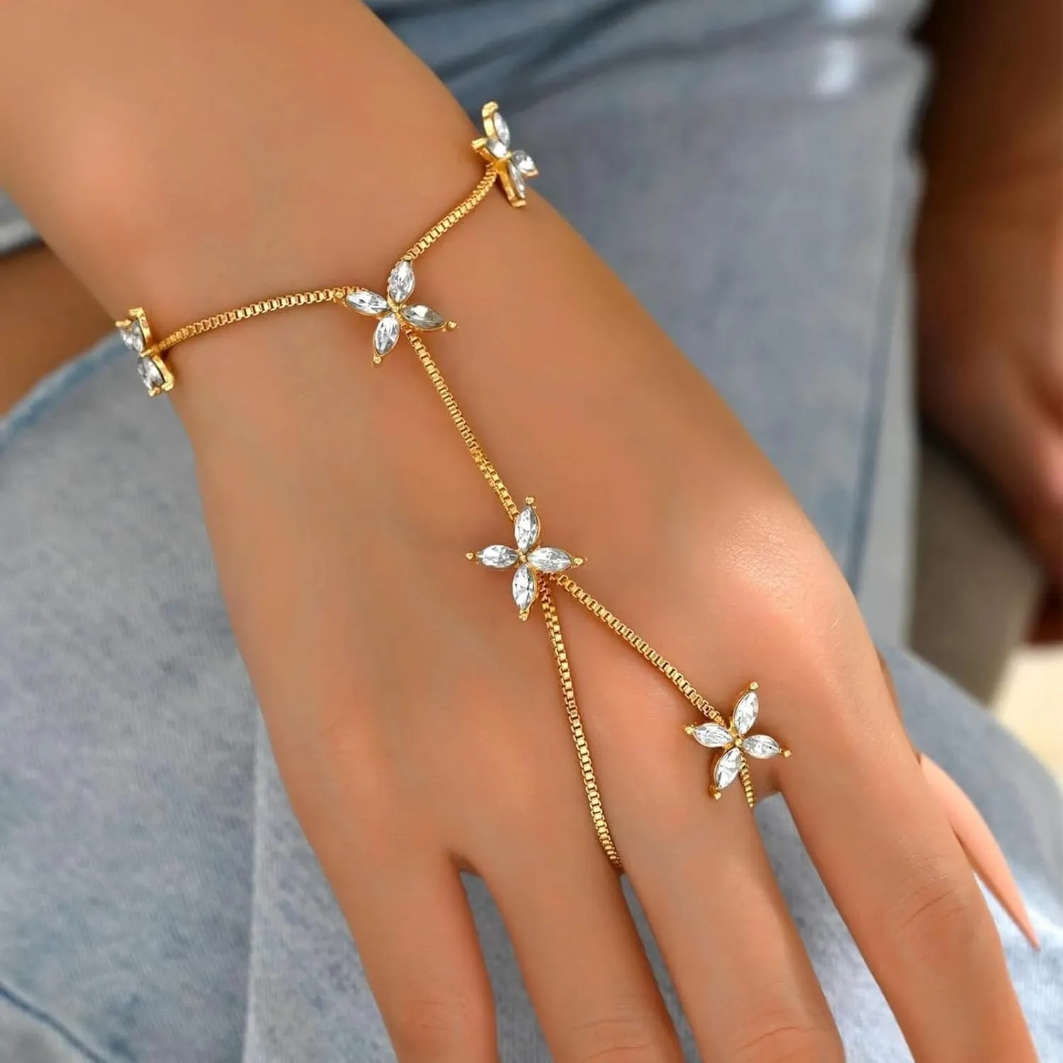 Hand Chain Bracelet Ring Bracelet Dainty Finger Ring Slave Bracelets Zircon Hand Jewelry for Women Trendy Jewelry Gifts