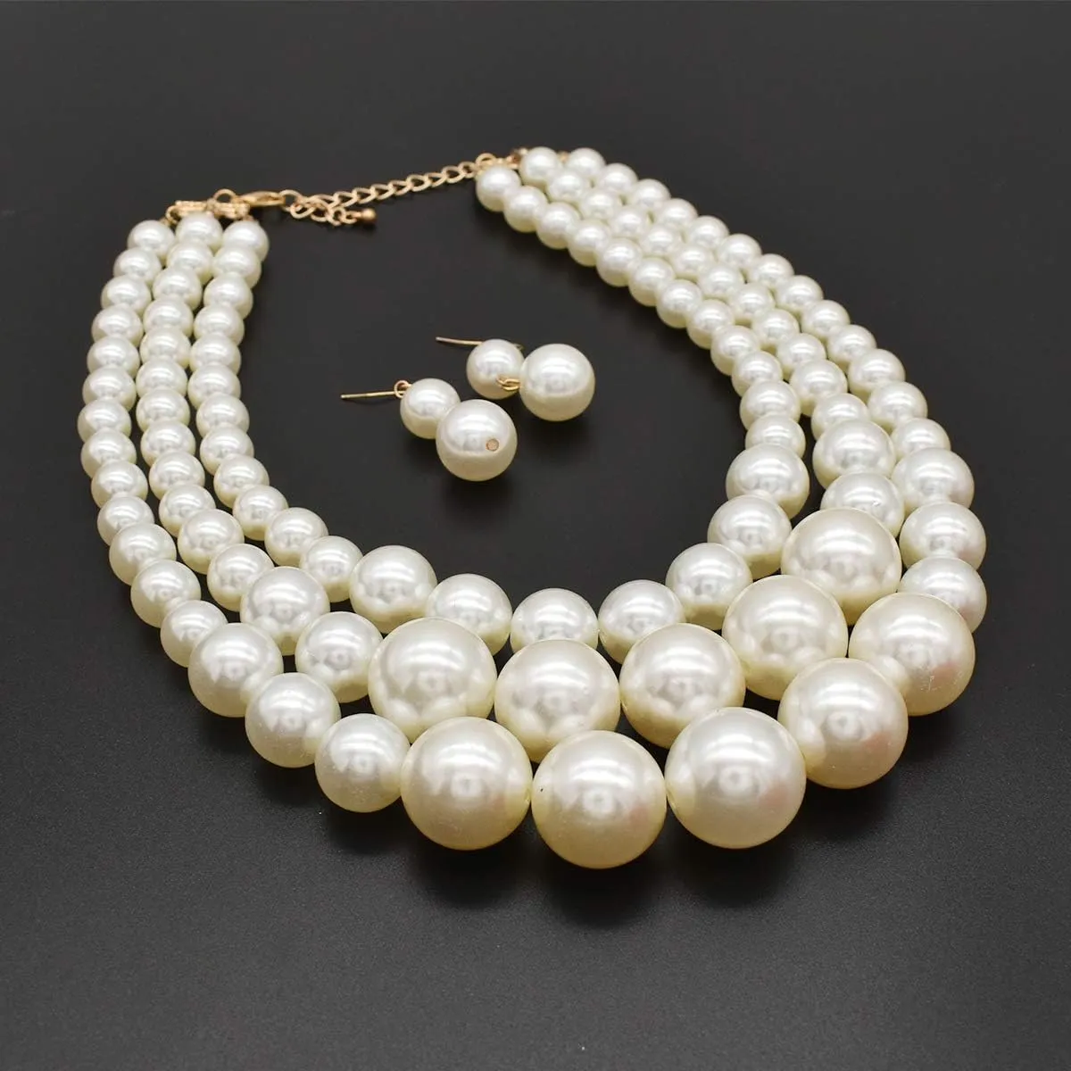 Imitation Pearl Necklace for Women Pearl Choker Necklace and Earrings Set Bridal Wedding Jewelry Chunky Beaded Necklaces for women