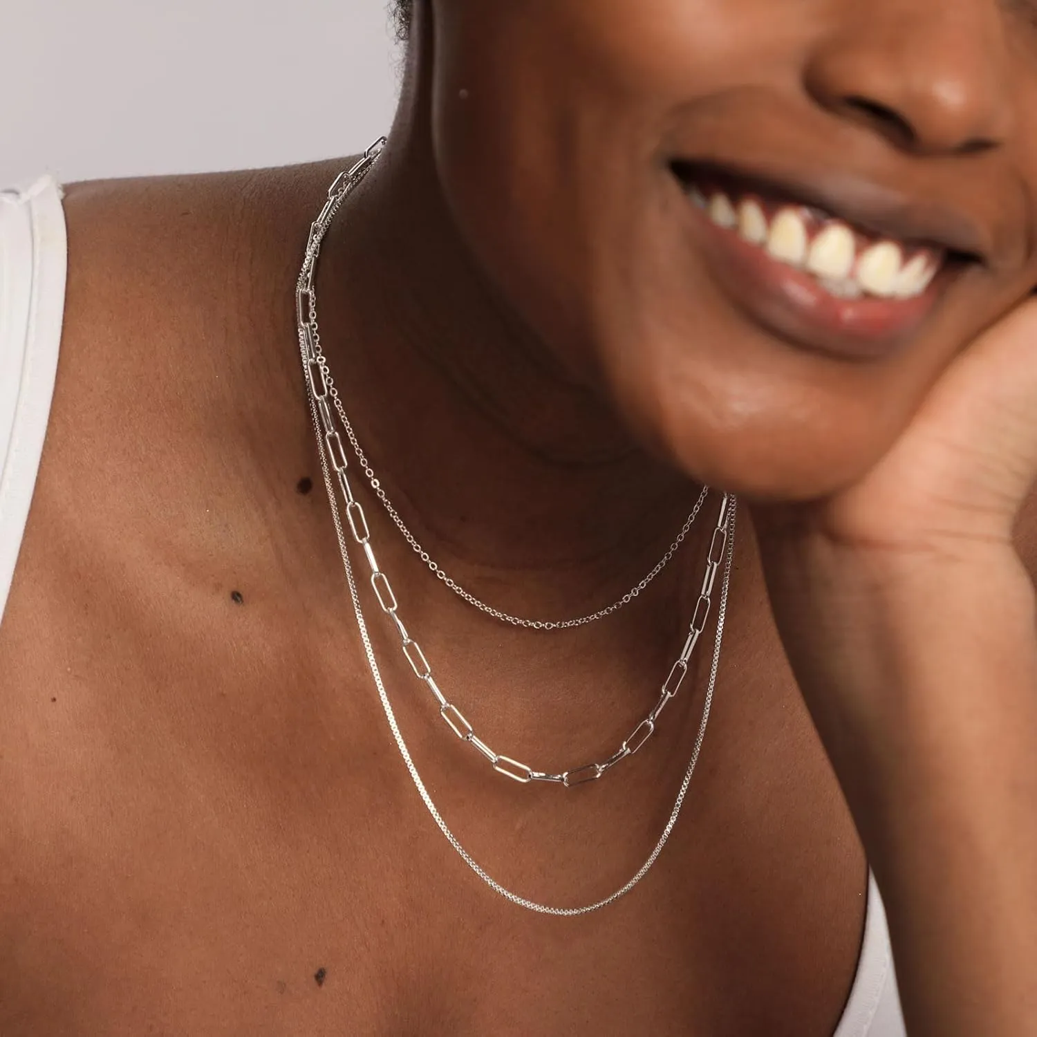 Kyerlyn Layered Necklace for Women, 14k Gold Plated Layering Herringbone Necklace Double Layer Snake Chain Necklace Set Gold Chunky Thick Chain Choker Necklace Gifts for Women