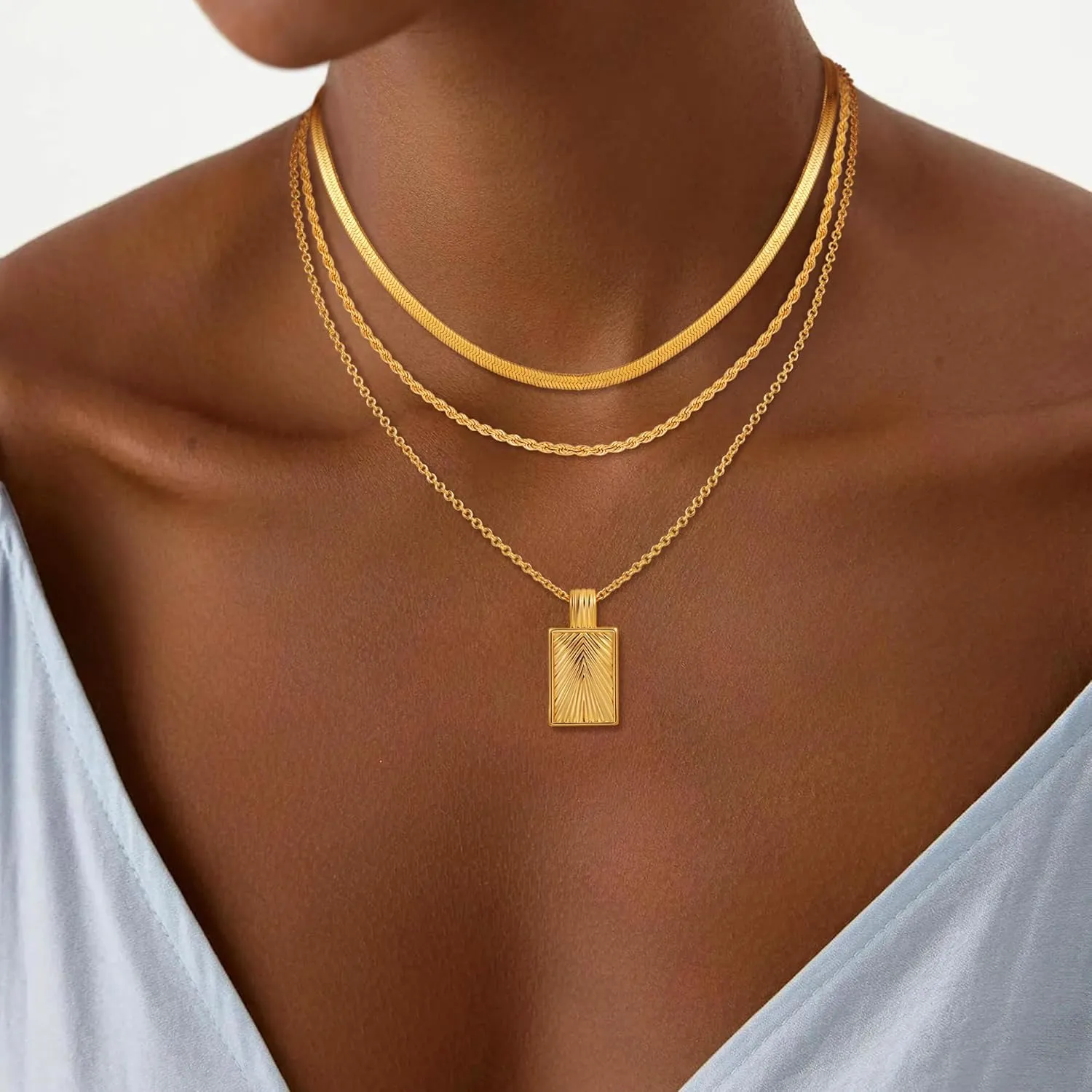Layered Gold Necklaces for Women, 18K Real Gold Plated Gold Layered Disc Circle Pearl Pendant Necklace Choker Necklace Set Jewelry Gifts for Women