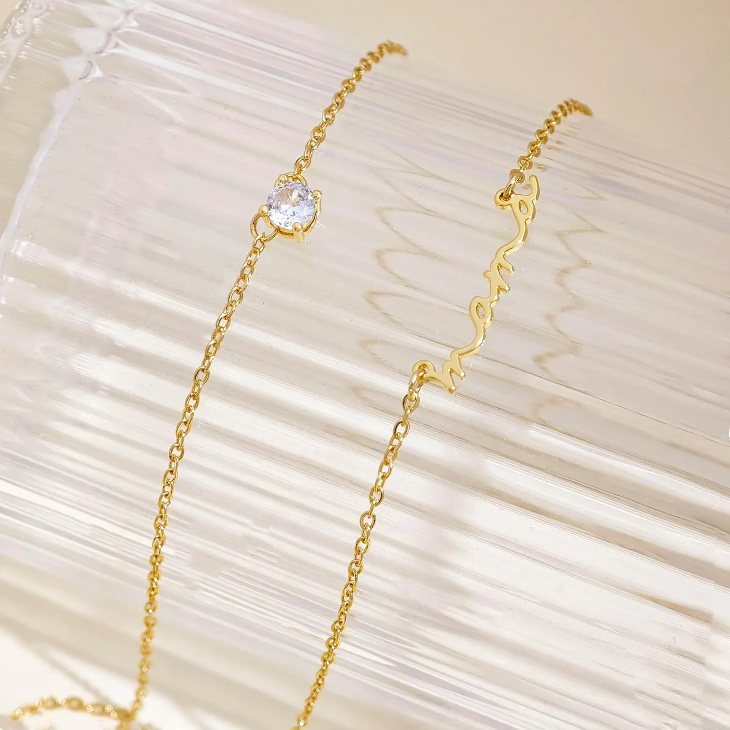 Mama Necklaces for Women Trendy, Dainty Gold Mom Necklace 14k Gold Plated Mothers Pendant Choker Gold Necklace New Mom Gifts for Women First Mothers Day Gifts for Mama Gold Jewelry Gift