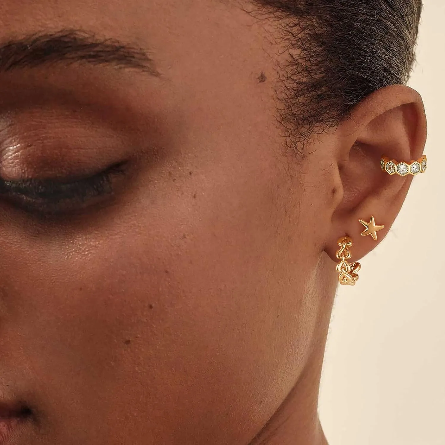 MEVECCO Gold Ear Cuffs 18K Gold Plated Ear Cuff Non Pierced Ears Small Sleeper Simple Minimalist Delicate Wide Ear Cuffs Clip On Earrings for Women