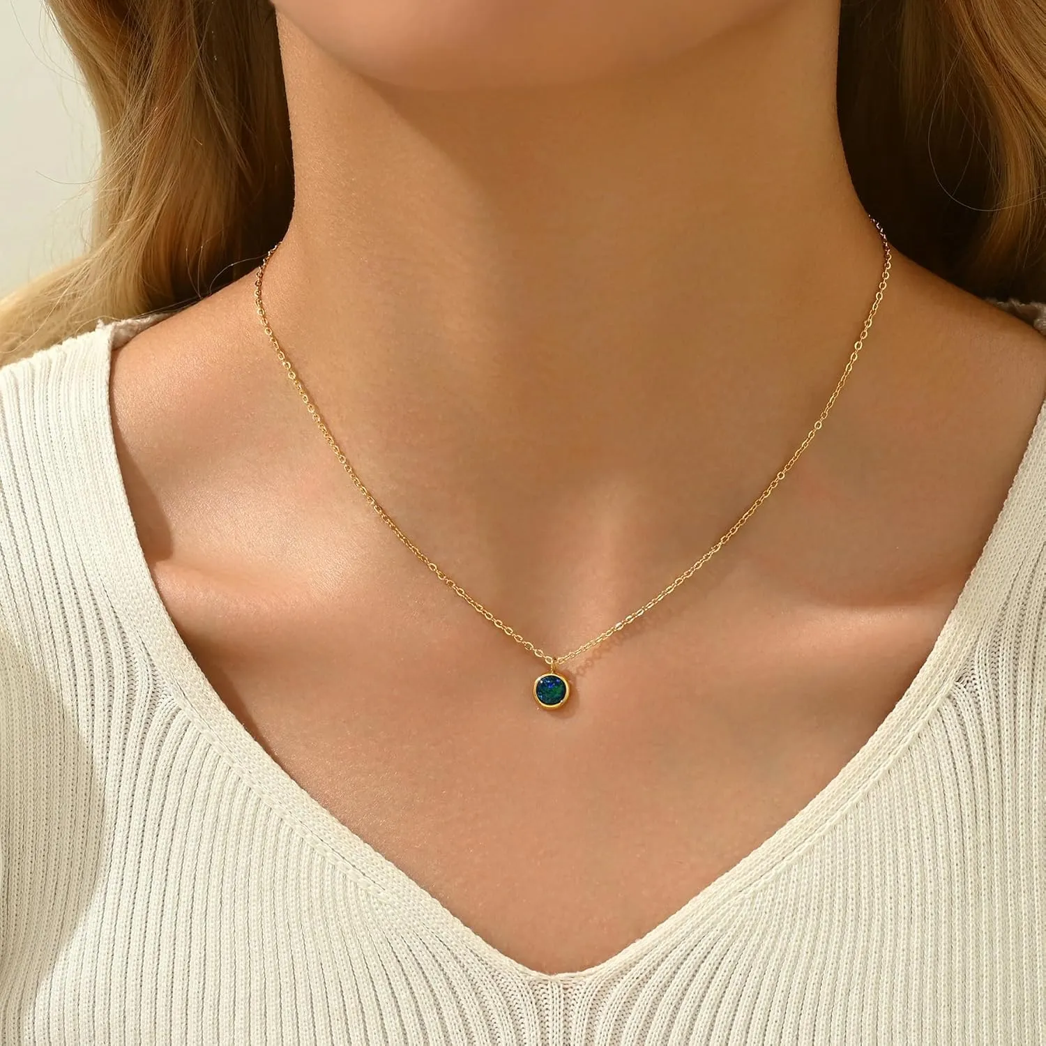 Opal Necklaces for Women Dainty 18K Gold Plated Created Opal Pendant Necklace Simple Round Opal Jewelry Gift