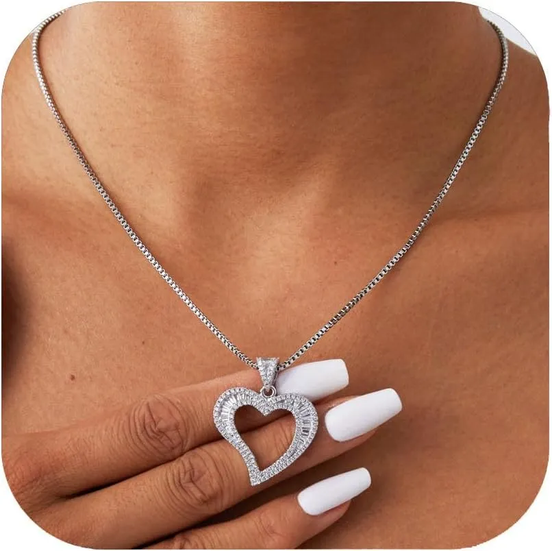Silver/Gold Heart Necklace for Women, White Gold Love Necklace with Cubic Zirconia, Cute Dainty Bling Jewelry, Mothers Day Gifts, Hip Hop Gold Heart Pendant