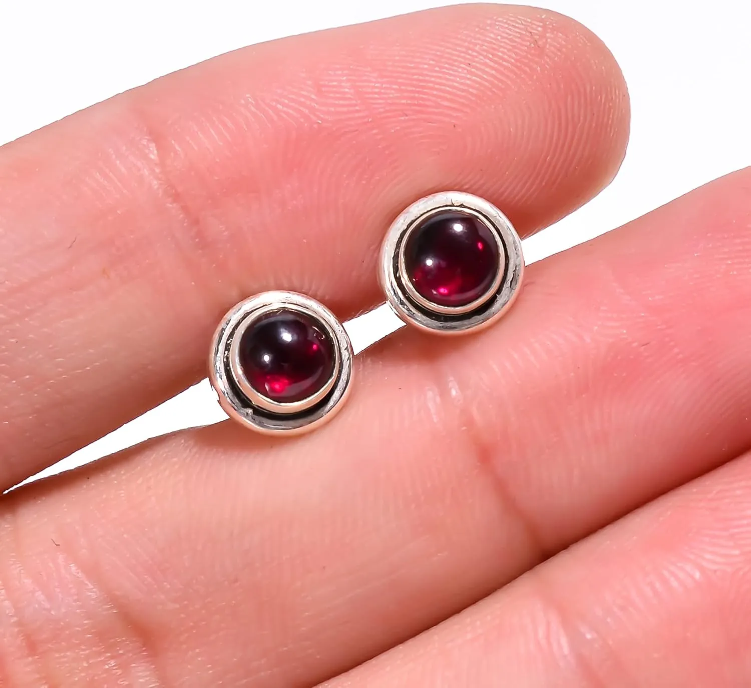 Studs earrings in 925 Sterling Silver, Girl Minimal Stud Jewellery for Office & Everyday Use, Unique Fine Stone Jewelry Gifts for Women - Girls