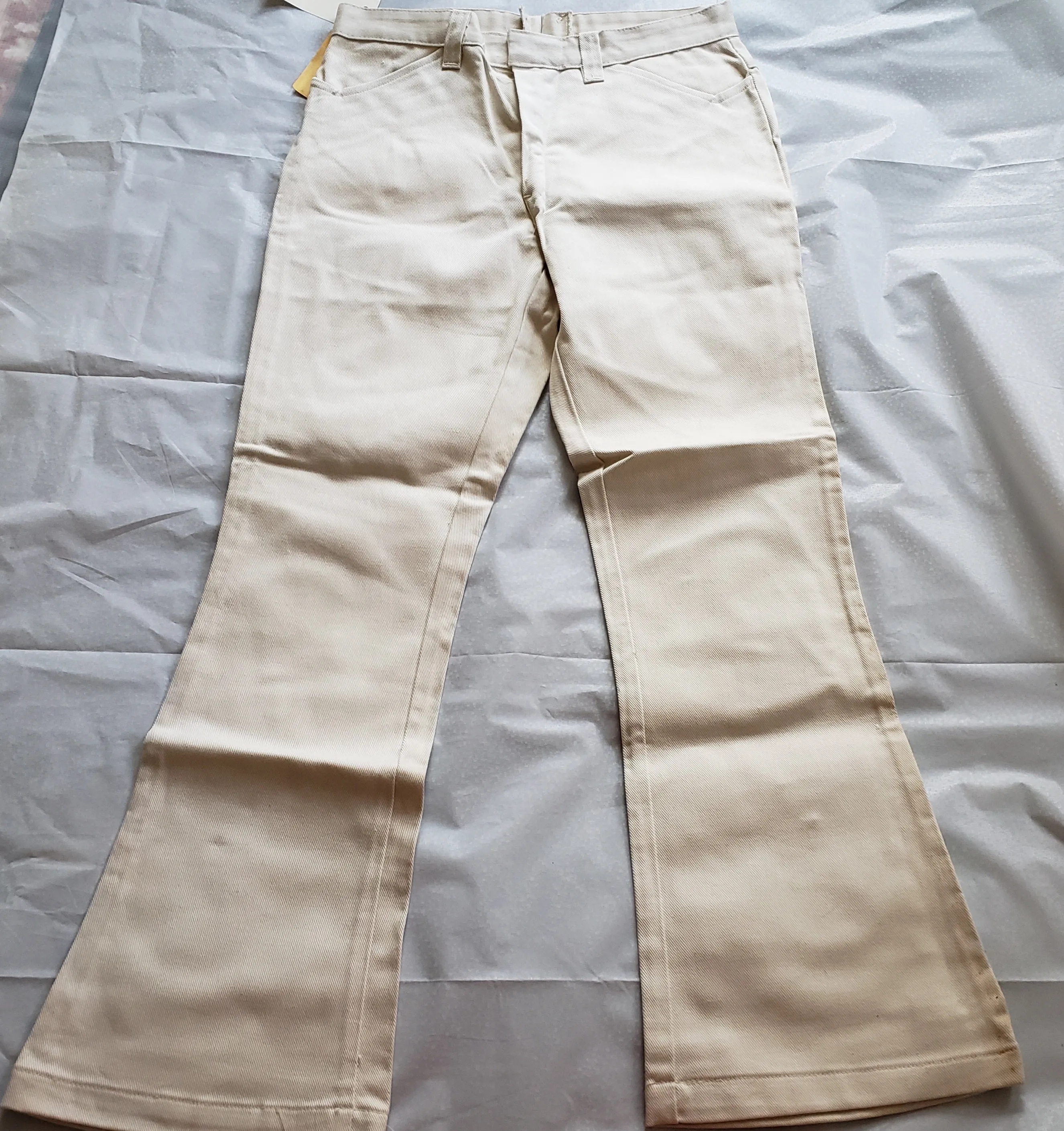 Tee Kay Vintage Deadstock, Made in Canada. Bone White Denim, Bellbottom Jeans. NWT 29" x 29"