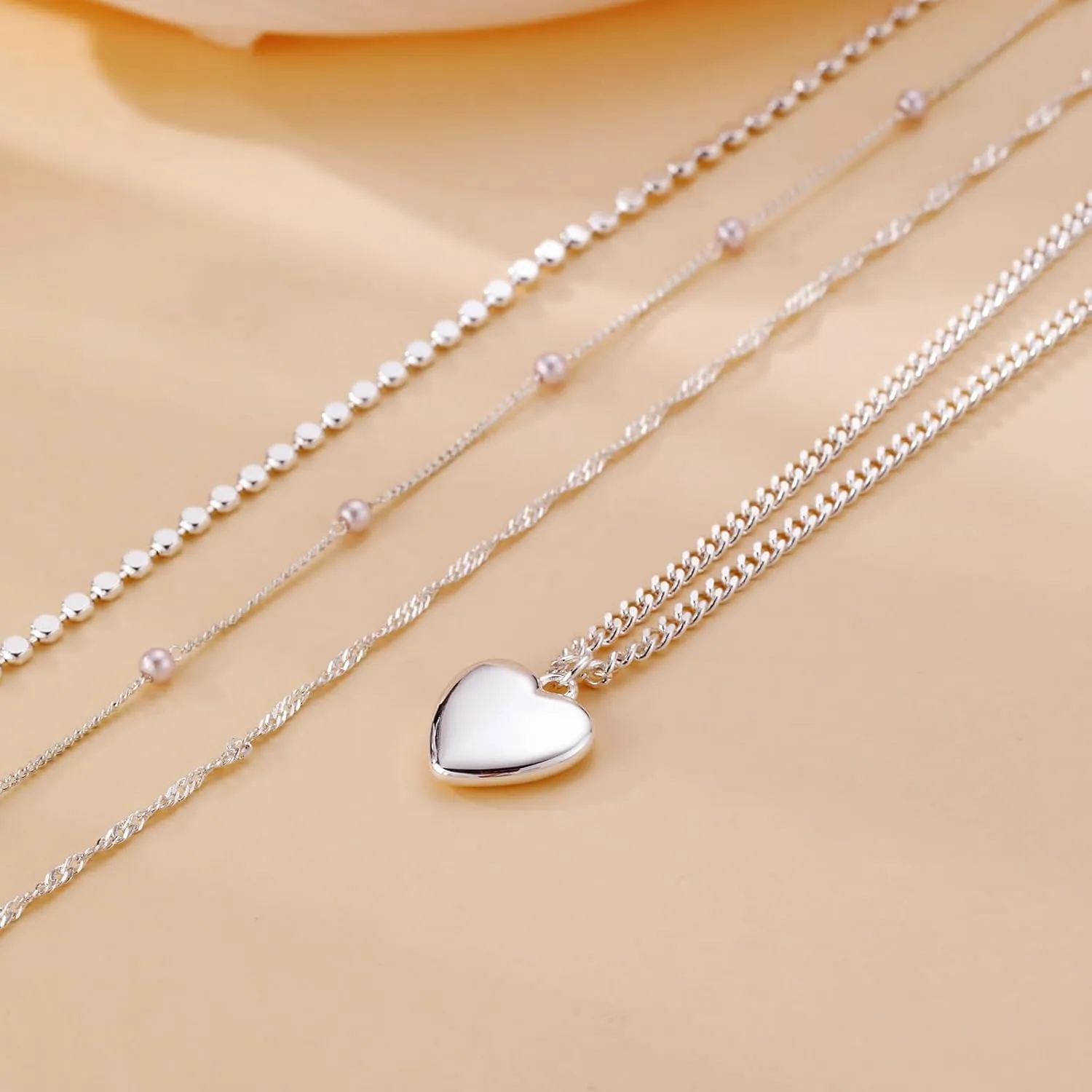 Trendy Pearl Necklace for Women Dainty Layered Gold/Silver Necklaces Pearls Pendant Stackable Choker Chain Jewelry Set