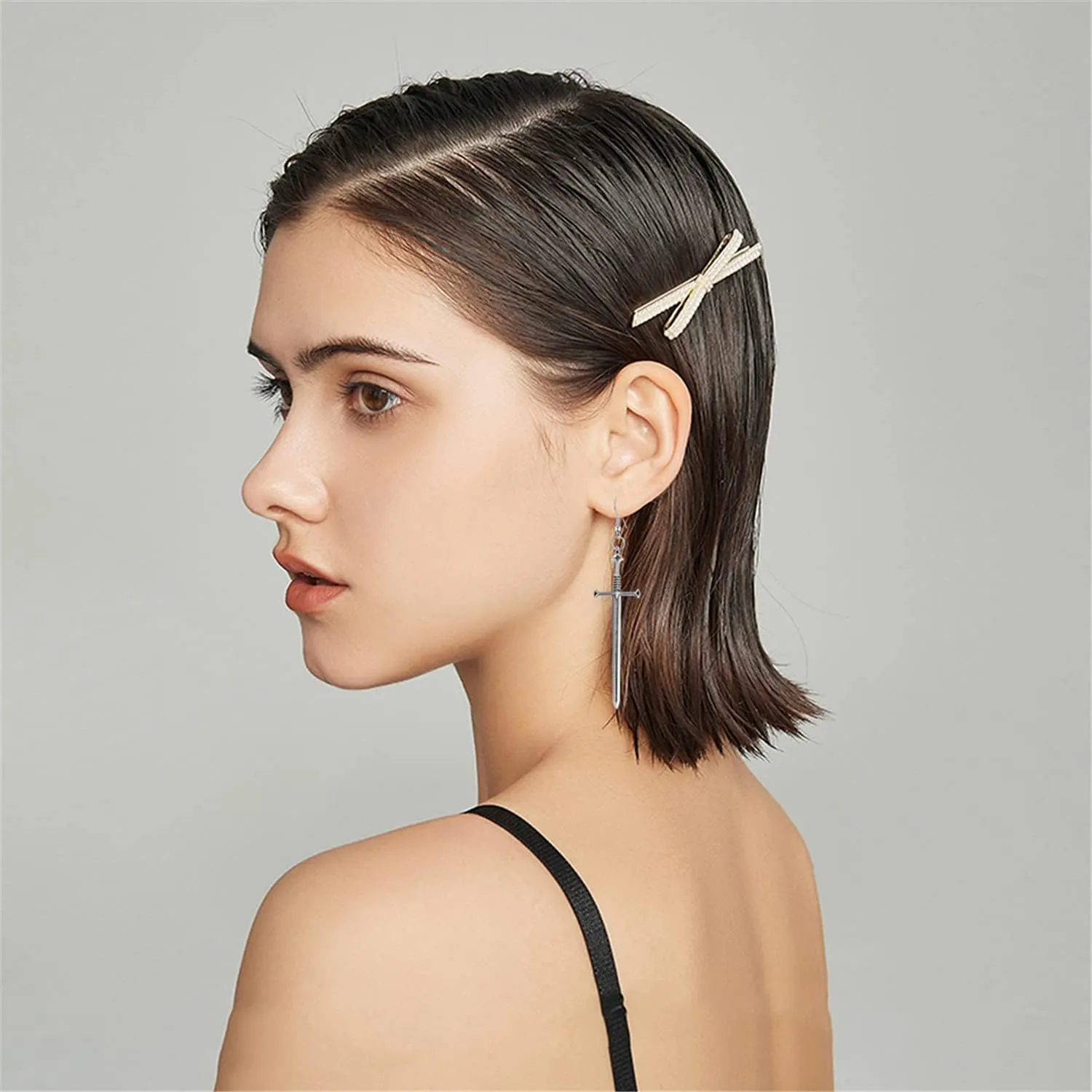 Unique Retro Gothic Long Sword Hook Earrings Vintage Silver Punk Style Knife Dangle Drop Earrings for Women Trendy Men Statement