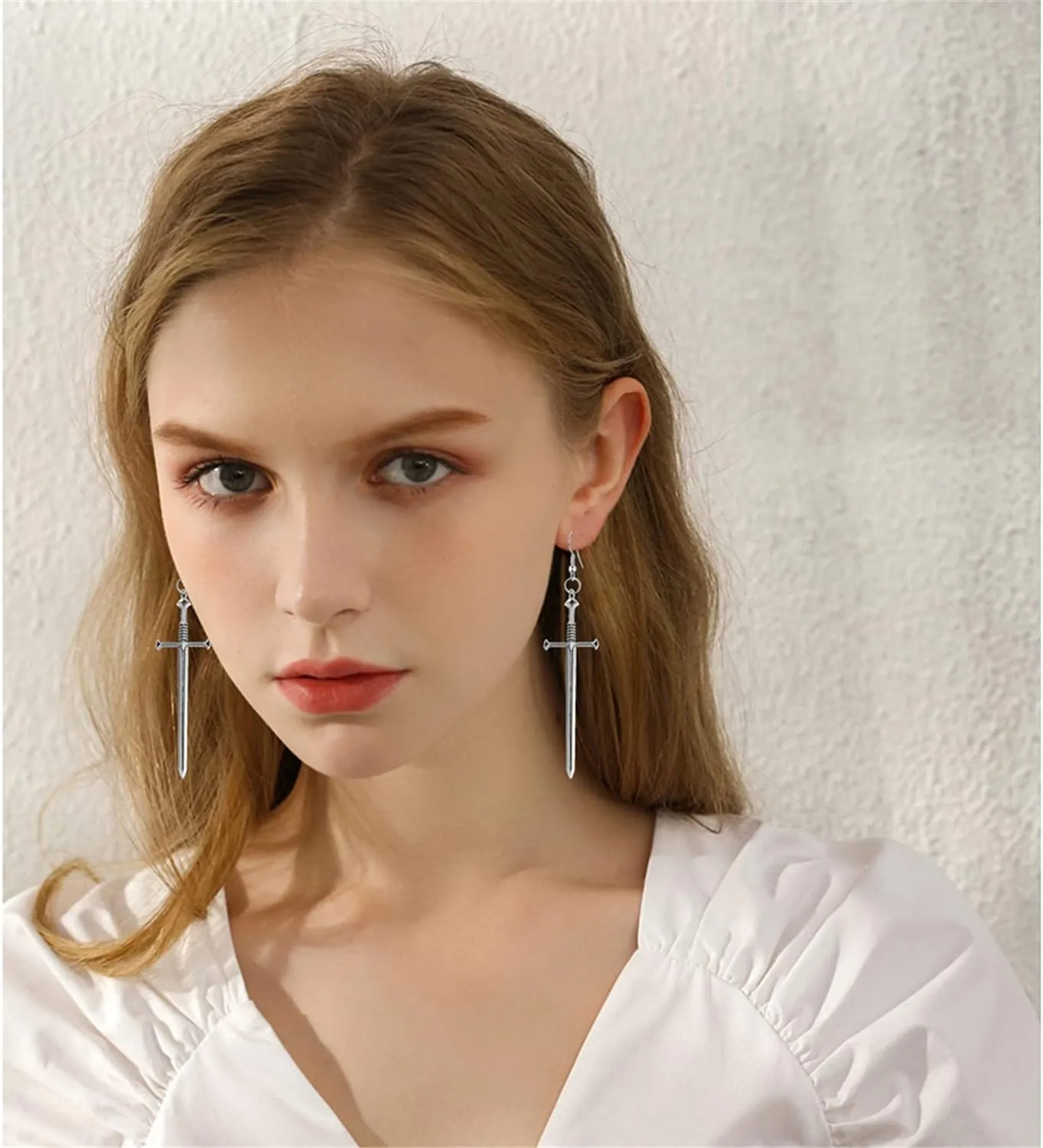 Unique Retro Gothic Long Sword Hook Earrings Vintage Silver Punk Style Knife Dangle Drop Earrings for Women Trendy Men Statement