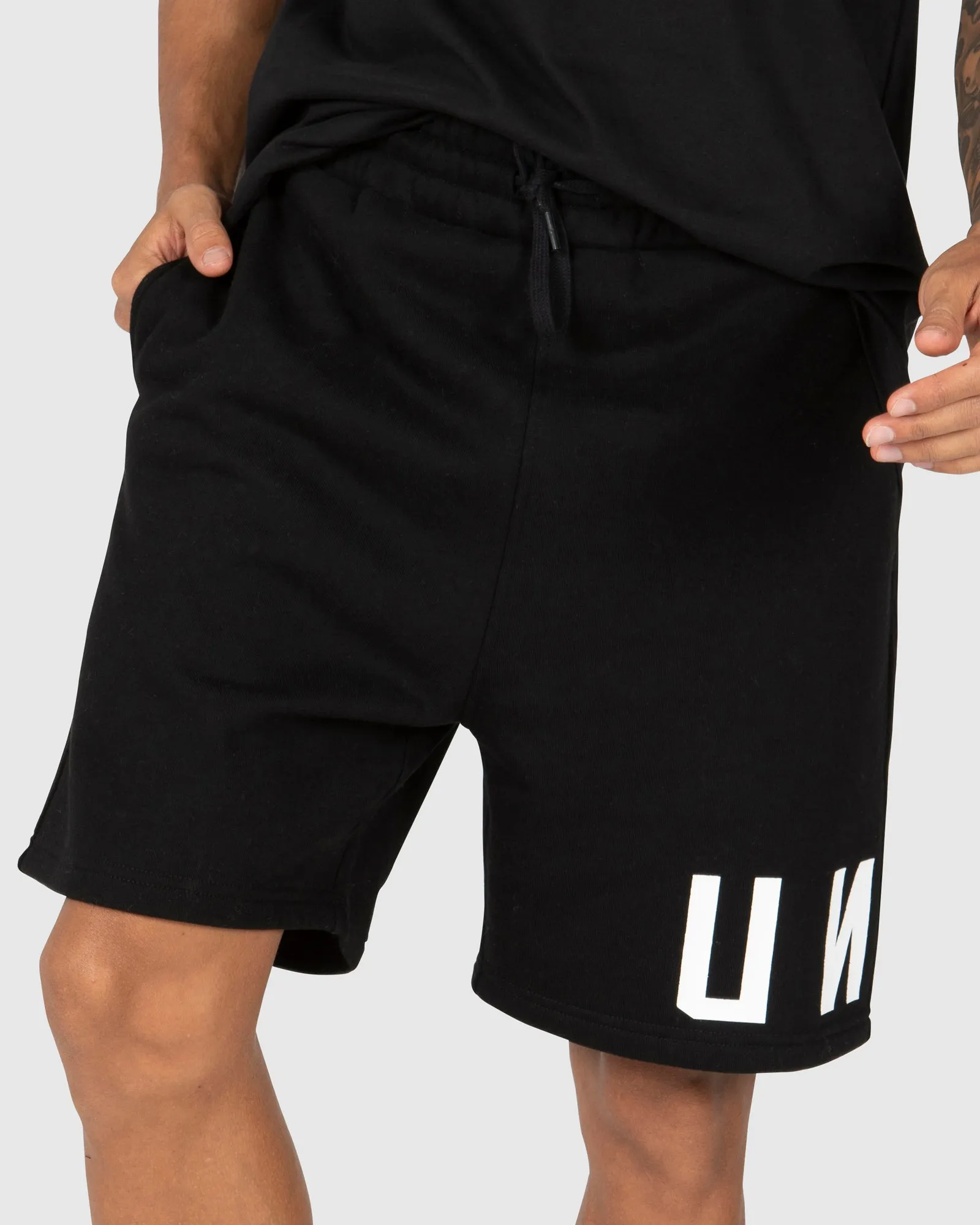 UNIT Trap Mens 19" Track Shorts