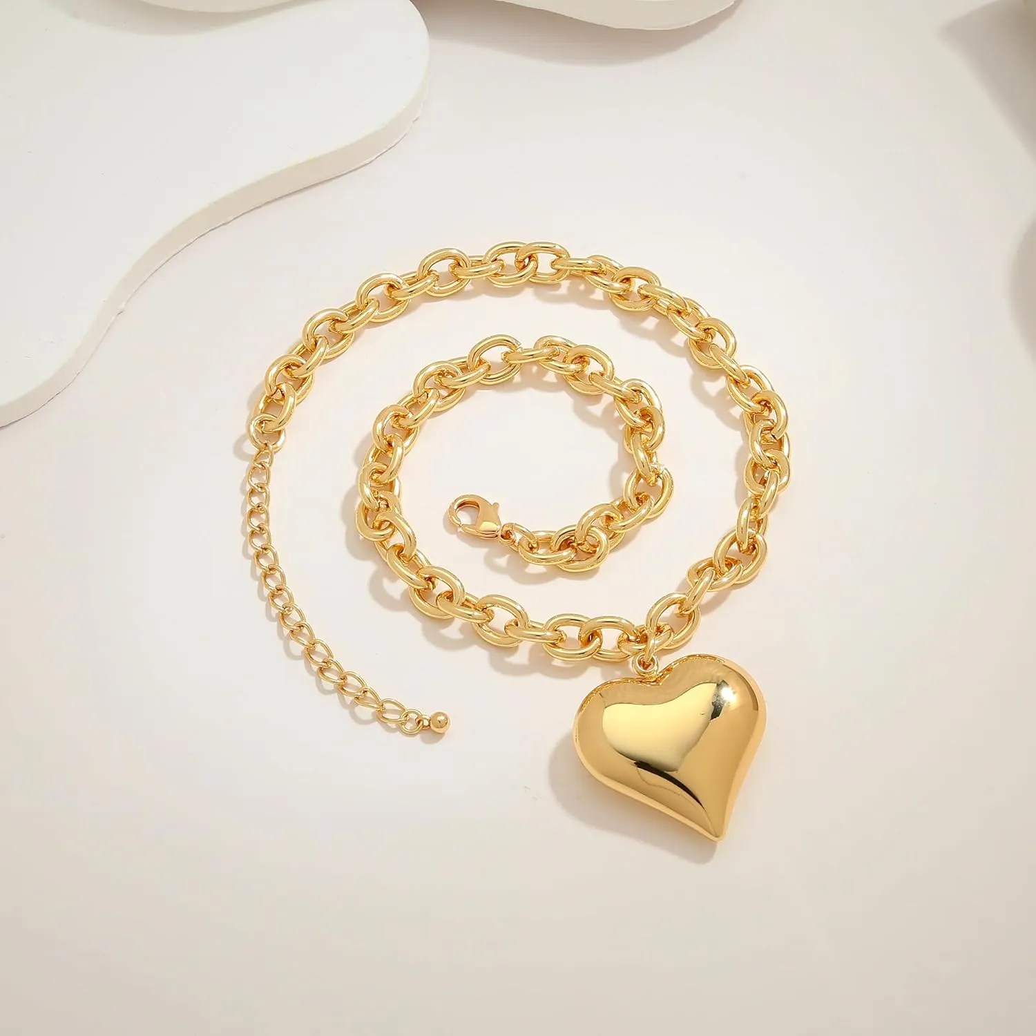 WOWORAMA Gold Chunky Chain Necklace for Women Puffy Heart Pendant Necklace White Gold Thick Chunky Chain Link Necklaces Heart Coin Choker Necklace