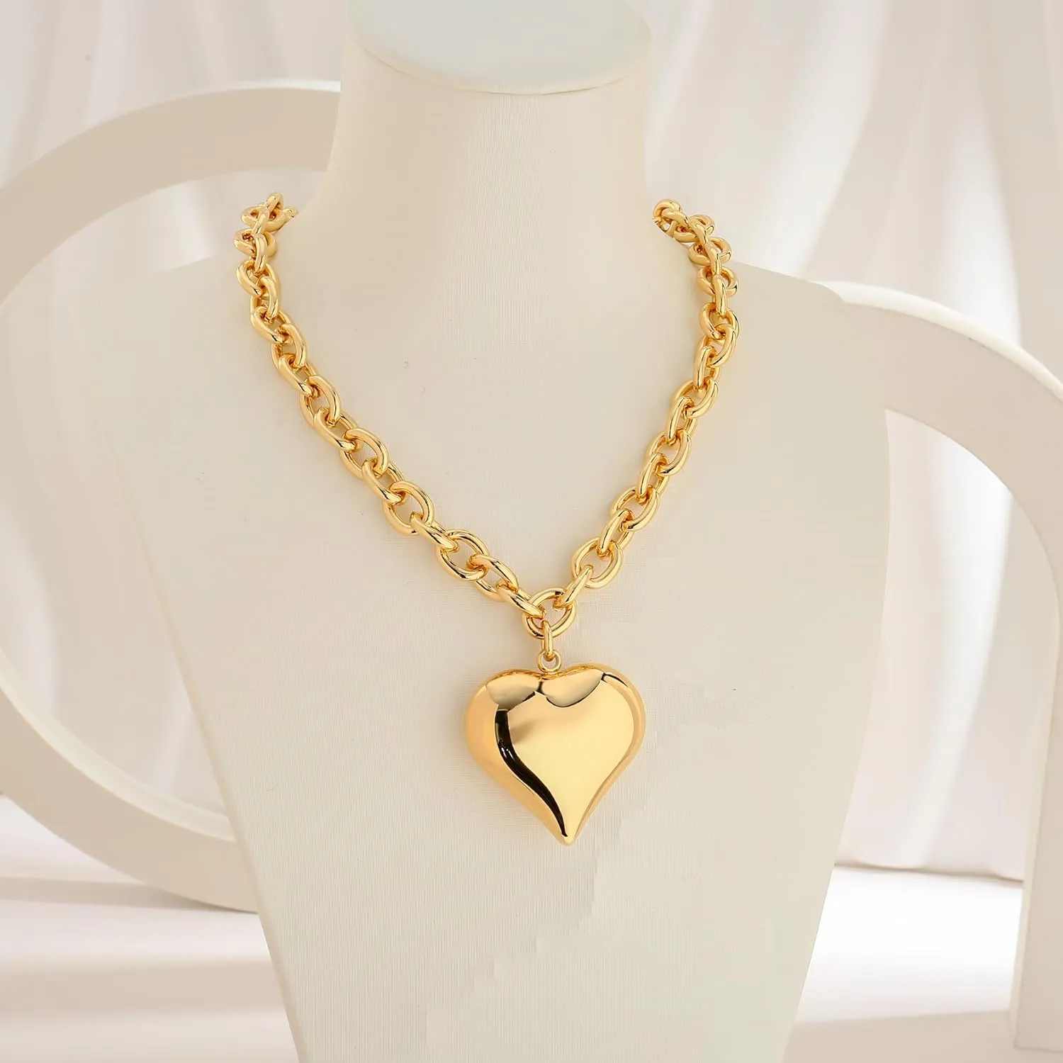 WOWORAMA Gold Chunky Chain Necklace for Women Puffy Heart Pendant Necklace White Gold Thick Chunky Chain Link Necklaces Heart Coin Choker Necklace